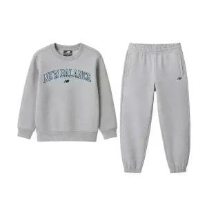 뉴발란스 플리스 라운드 셋업 맨투맨 아동 주니어 트레이닝복세트 그레이 NK9YEB408U-AC