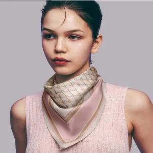 [AK수원점] [헤지스] [SILK100] 핑크 헤리아토 사각 실크 스카프 [HISC5F603P2]