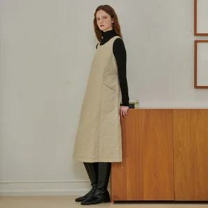 [25 신상] 웰론 퀼팅 패딩 슬리브리스 롱 원피스 (VLOIY7542)