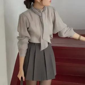 [코코블랑] 디스트 타이 블라우스