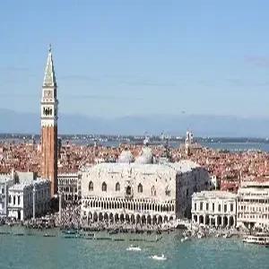 서유럽 4국 [영국,프랑스,스위스,이탈리아] 9일 #시내호텔1박 #전일정4성 #폼페이유적지#융프라우요흐 #2대특전[에펠탑 전망대+세느강유람선/로마벤츠벤투어] #10대특식