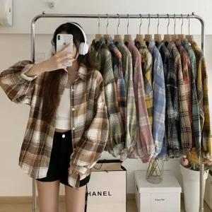 은창어텀 캐쥬얼 체크 모던 남방 셔츠 봄 가을 겨울 상의 긴팔 아우터 잠바 점퍼 여성 외투 루즈핏