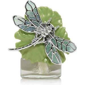 양키 캔들 인챈티드 윈터 버라이어티 팩 - 라이트 센서가 장착된 향기 플러그 디퓨저 아이스 스케이트, 리필 마법의 밝은 조명 및 스노우 글로브 원더랜드