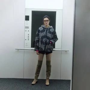 [LAP](강남점)(웰론)페이즐리 경량패딩 AR4PDA62