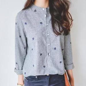 여자 유니크 리프패턴 자수 줄지 셔츠