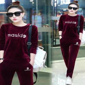 여성 벨벳 트레이닝 세트 중년 엄마 겨울 두꺼운 캐주얼 투피스