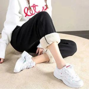 겨울 융털 기모 트레이닝팬츠 밴딩 수면바지 남녀공용 따뜻한 홈웨어 츄리닝바지