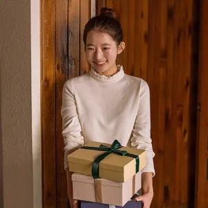 코엔 프릴넥 스판기모 블라우스티