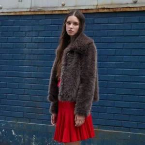 에고이스트 와이드카라 페이크퍼 자켓 ER4TF501 828394