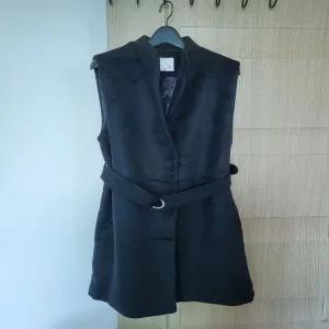 [골드스마일]W20928 노카라 벨트 모직 롱조끼 정장 출근룩 하객룩