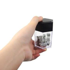 소품용 블랙 매직 폭발 주사위 쉬운 트릭 소품 참신함 재미있는 장난감 클로즈업 퍼포먼스 장난 장난감(블랙 7.5cm x 5cm) 안전, 키트 및 액세서리 사용, 개그 사용