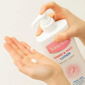 (Vaseline (개별포장없음) 핸드앤네일 로션450ml-건성피부용)바세린 핸드케어 450ml 핸드로션 핸드크림 네