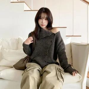 [하프클럽/]여성 볼드숄더 폴라넥 스웨터 2in1 사선 가디건