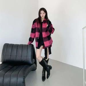 [하프클럽/]여성 빅 체크 패턴 퍼 스타일 루즈핏 자켓