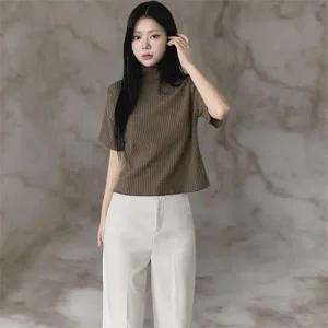 [다잇템] 여성 골지 폴라넥 반소매 프릴 티셔츠