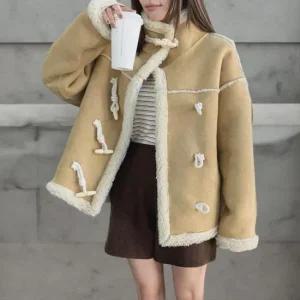 여성 떡볶이 버튼 포인트 플리스 스타일 무스탕 양면 자켓