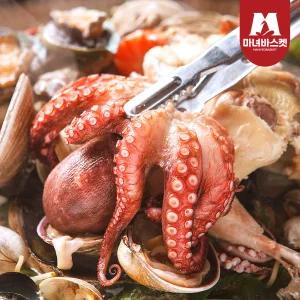 몸보신 해신탕 밀키트 3인분(닭1.1kg+약초1팩+전복3미+새우10미+돌문어200g내외+칼국수300g)