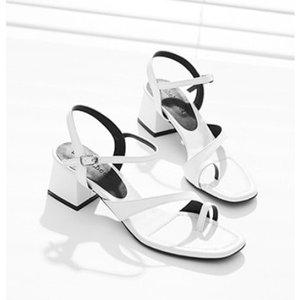 [지젤슈즈]화이트 스트랩샌들/[9261]