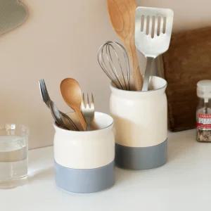 안정적인 무게감 밀키 물빠짐 도자기 수저통 2구 세트(S+L+물받침) 2colors