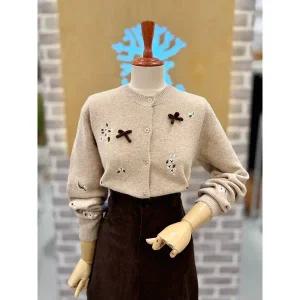 [레코브](광주신세계)자수 리본 가디건(LC61EZKC622X)