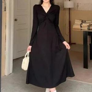 [다잇템] 여성용 검정 베이직 V넥 트위스트 롱 원피스_23483540_588872