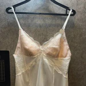 [EBLIN] 마지막재고 펄인웨딩 슬립_P412309005