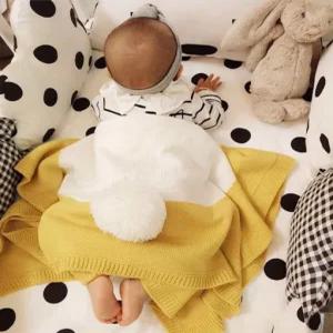 조이맘마켓 토끼 귀 꼬리 캐릭터 무릎담요73*105