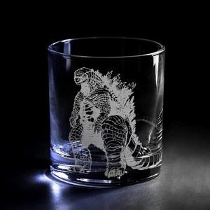 고지라 각인 10.5온스 위스키 록 글라스 | 일본 몬스터 카이주 영화 수집품 아빠 남편 남자친구를 위한 클래식 선물 생일 크리스마스