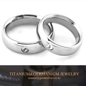 게르마늄 티타늄 반지 남녀공용 커플링 고급선물 무알러지 게르마늄 반지 건강  커플 결혼기념일 명절 423