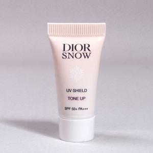 크리스찬 디올 NEW 디올스노우 UV 쉴드 톤업 5ml