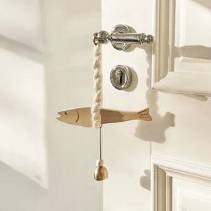 인테리어 집들이 외국인 개업 신혼부부 현관문  새해 종 선물 명태도어벨 액막이명태 원목