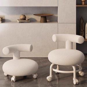 바퀴달린의자 낮은의자 스툴 낮은 실의자 인테리어 카운터 이동식 스테인리스 커트의자