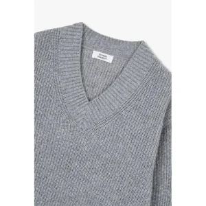 스튜디오 톰보이 V넥 풀오버 니트 9105452103