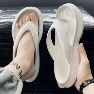 물에 젖지 않는 가벼운 소재 통굽 공용 키높이 쪼리