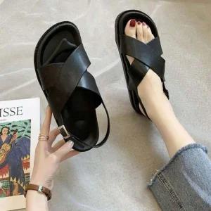 여성 적당굽 키높이 효과 버클 스트랩샌들 사이즈조절