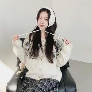 /다잇템 여성 스웨터 방울 뜨개 귀여운 귀마개
