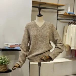 [대구백화점] [반에이크]포근 허니 브이넥 니트(VB4ZKTQ309Z)