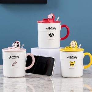 스누피 뚜껑 거치대 세라믹 머그컵 410ml 스푼 세트 집들이 선물