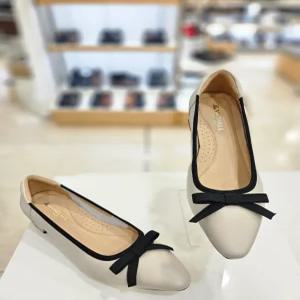 [탠디]귀여운 리본장식 편한쿠션 3CM플렛구두X24203IVORY_BH_BP