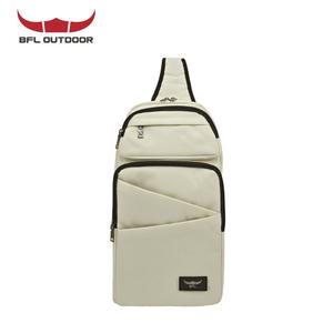 BFL 아이보리 캐주얼 대형 슬링백 여행용 대용량 크로스백 남녀공용 메신저백 힙색