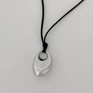 루니 실버 펜던트 롱 목걸이 (25N001)