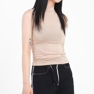 화이트빌딩 여자 슬림 이너티 목폴라 민소매 나시 반