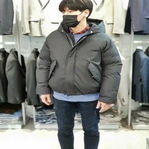 [워모] F/W 워모 오버핏 숏 구스다운 패딩 JWLJUJ80