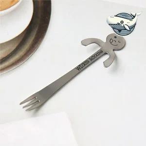 스테인리스 세련된 디저트 포크 컵에 걸치는 이쁜포크 예쁜포크