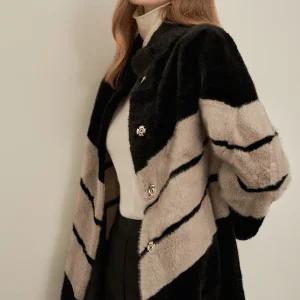 [르니앤맥코이]고급스러운 소프트 에코퍼 무스탕 롱코트 MK12MC771HJY