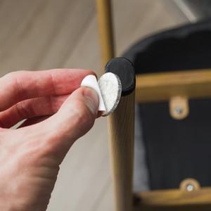 가구용 펠트 패드 50개 의자 다리 보호대 미끄럼 방지 바닥 하드우드 라미네이트 타일용 자체 접착식 블랙