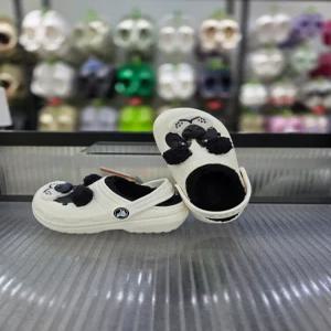 [크록스]아동털신 클래식 라인드 아이 엠 판다베어 클로그 토들러 210395-0WX/애플아울렛