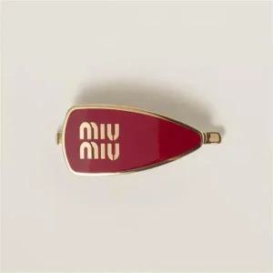 [미우미우] 25 에나멜 메탈 헤어 클립 5IF147 2F6T F0011