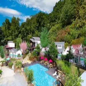 [경기] 가평 아띠랑스펜션, 계곡 바로 앞(경기, 가평)