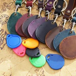 액세스 링이 가죽 낙하 케이스 및 반려동물용품 체인 액세서리 키 분실 방지 있는 카드